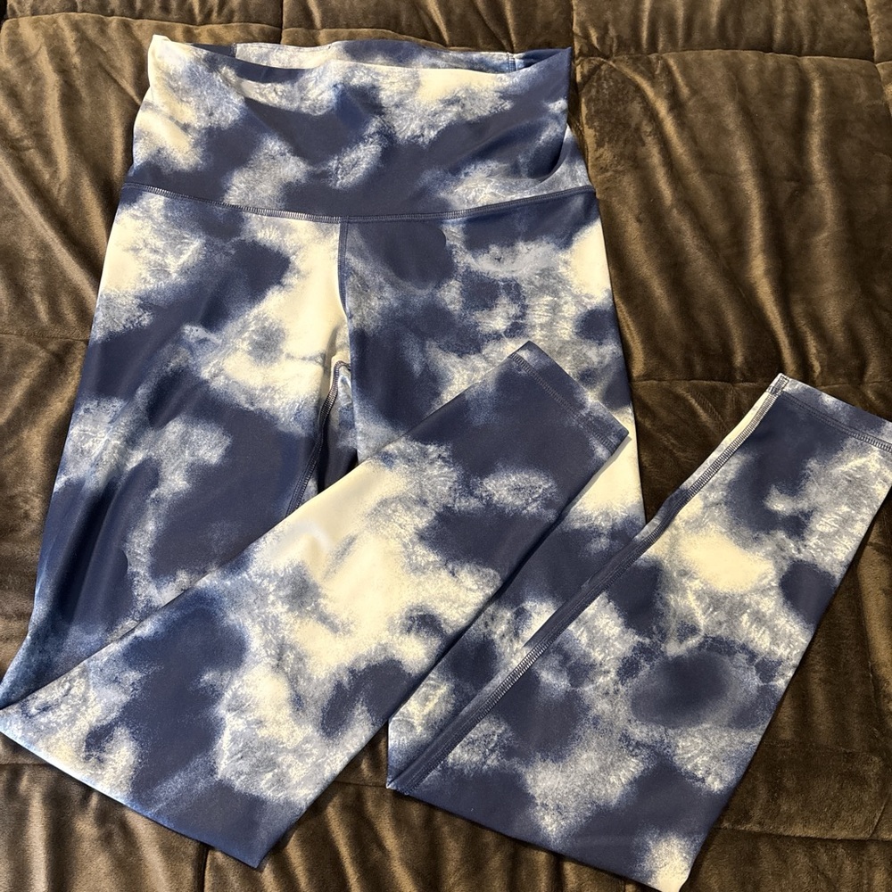 Tie dye old navy athletic leggings